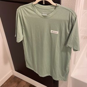 Men’s RVCA short sleeve performance shirt